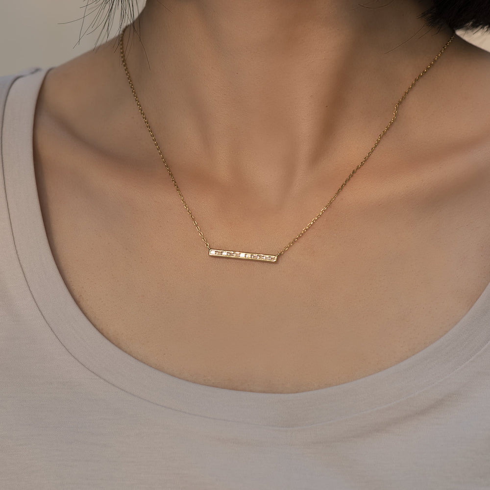 shining Cubic Zirconia Bar Necklace